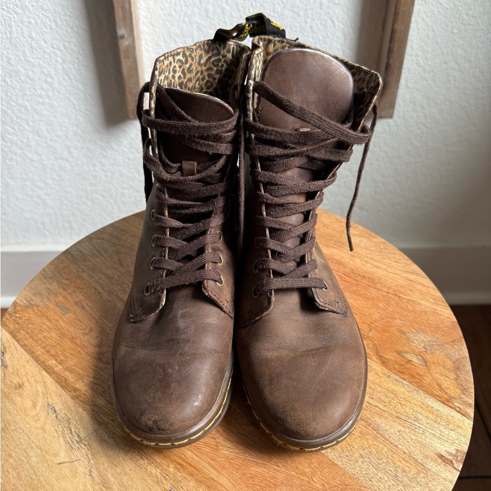 Dr. Martens Womens Brown Stratford Leather Foldover Leopard Print Boots Size 6 - Picture 2 of 9